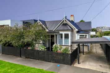 24 Albert Street, Saint Clair