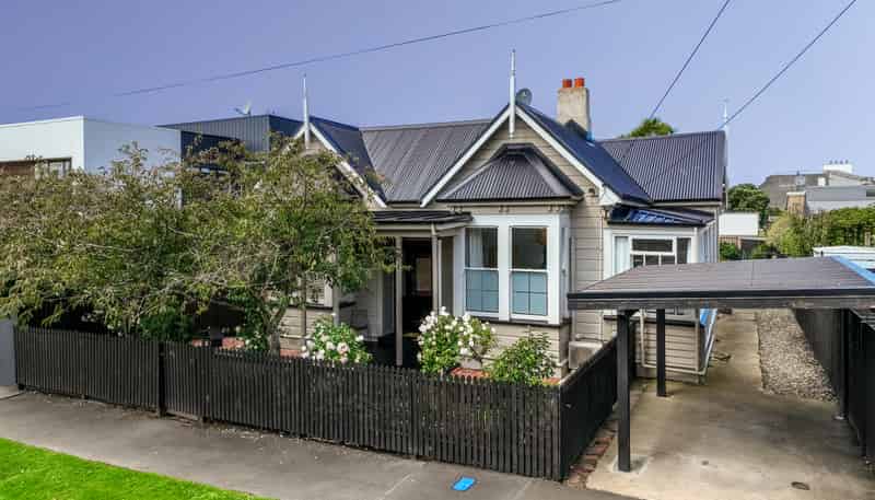 24 Albert Street, Saint Clair