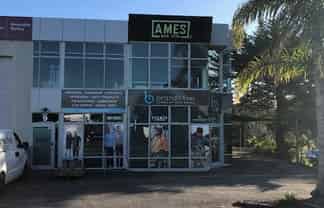 Albany Office with 4 carparks 117m2