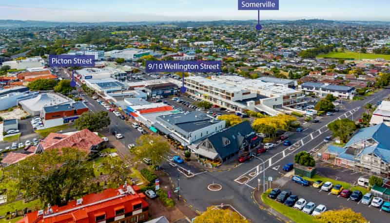 9/10 Wellington Street, Howick