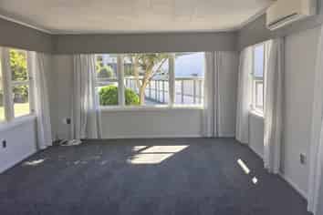 11 Julian Place, Westown