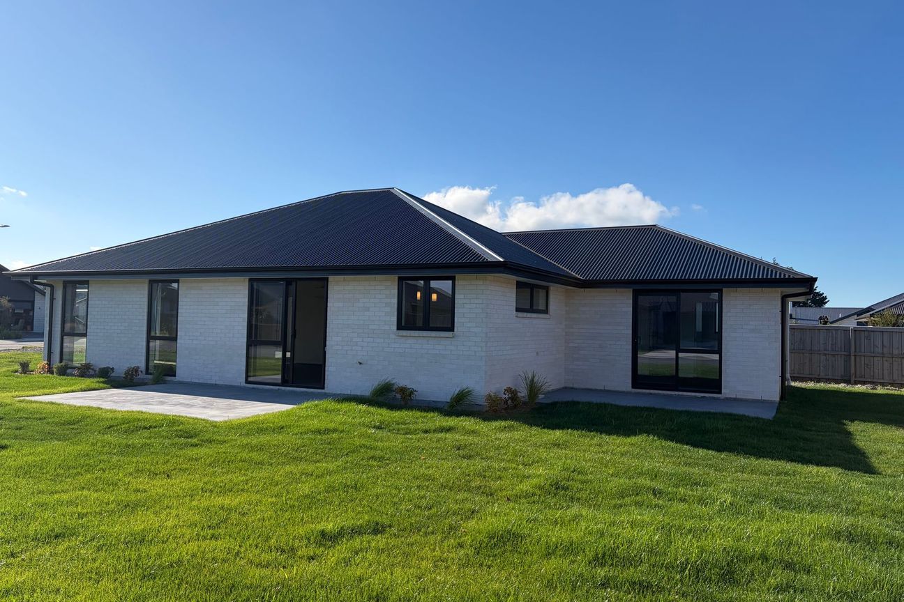 Owners Want This Sold, Brand New & Ready Now - Aanzicht 4