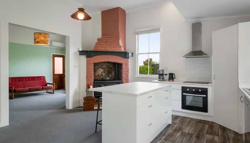 601 Sealey Street, Thames