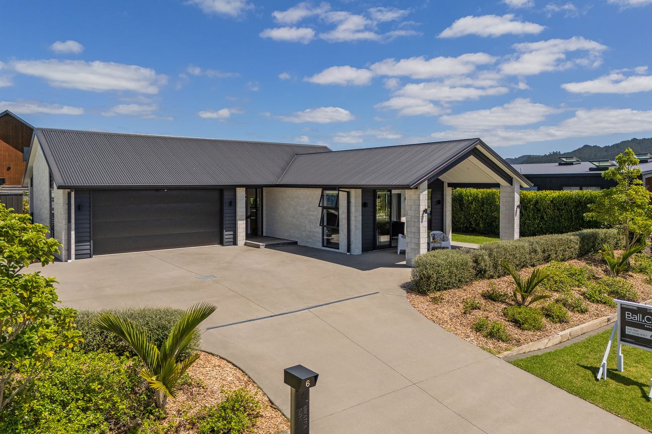 ELEVATED 'INNER CIRCLE' PREMIER LIVING - SUPERB - Aanzicht 6