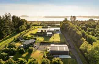 32 Oikimoke Road, Te Puna