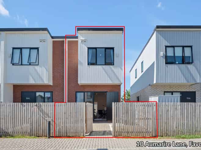 10 Aumarire Lane, Favona