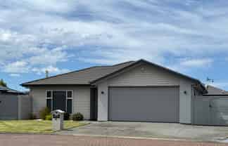 10 Rakaia Way, Poraiti