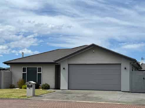 10 Rakaia Way, Poraiti