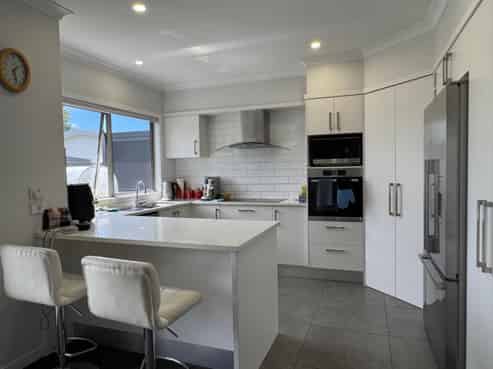 10 Rakaia Way, Poraiti