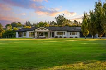 1 Ngaire Close, Wainui