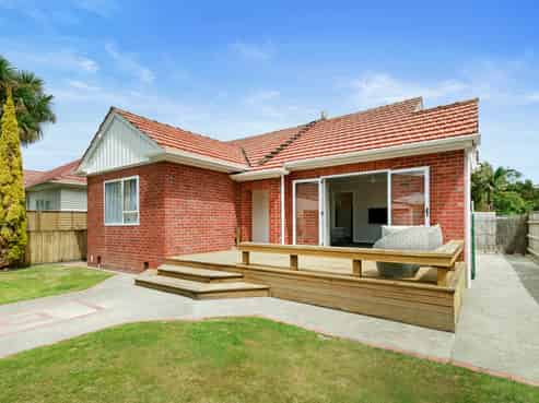 85 Bell Road, Waiwhetu