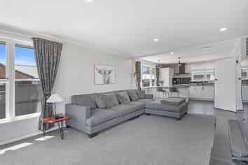 26 Russell Ave, Allenton