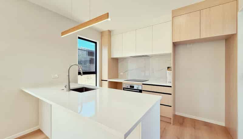 7E Springside Place, New Lynn