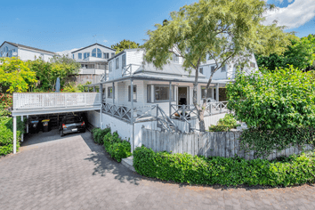 3/11  Wootton Road, Remuera