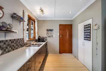 72 Manuka Street, Castlecliff