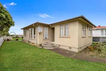 72 Manuka Street, Castlecliff