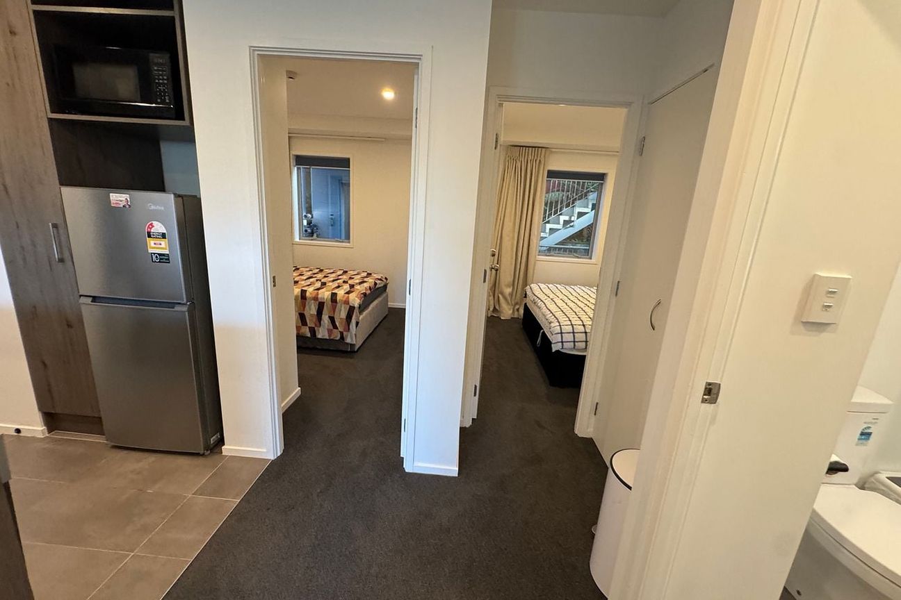 City fringe, 3 bedrooms 2 baths Fully furnished - Vista 5