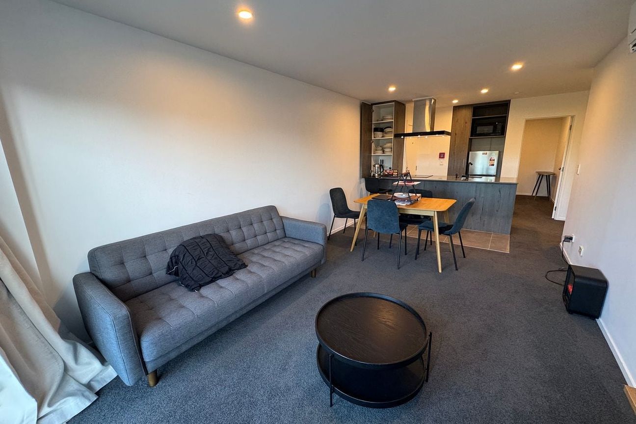 City fringe, 3 bedrooms 2 baths Fully furnished - Vista 2