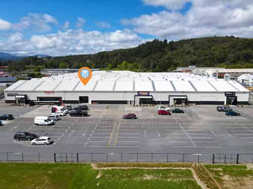 Warehouse-Style Retail