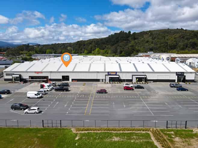 Warehouse-Style Retail