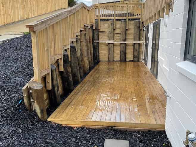 Back/232A Sunset Road, Windsor Park