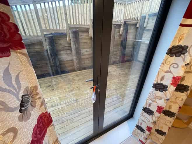 Back/232A Sunset Road, Windsor Park