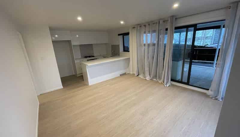 Back/232A Sunset Road, Windsor Park