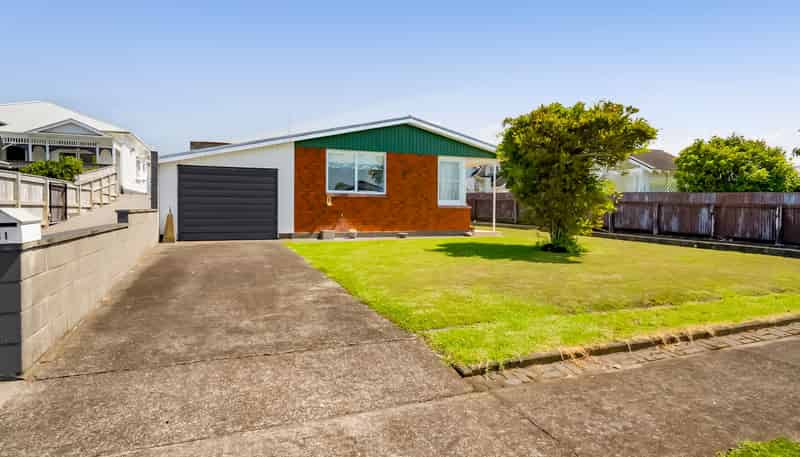 11 Victoria Street, HAWERA