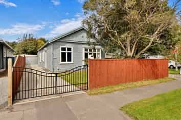 444 Worcester Street, Linwood