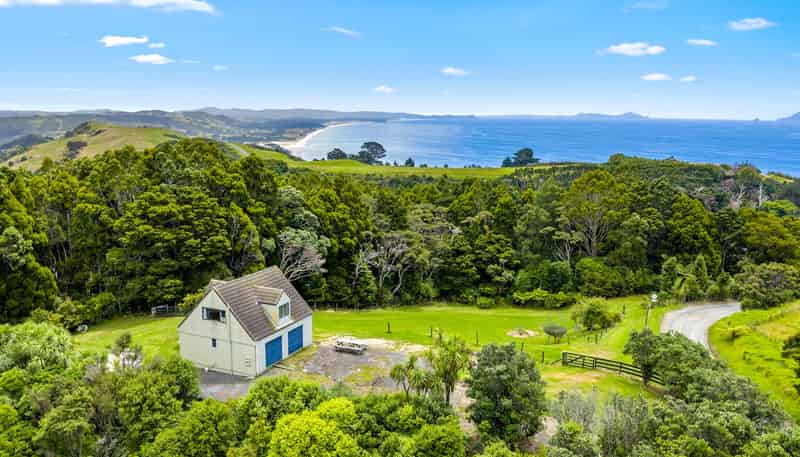 65 M Greenwood Road, Leigh