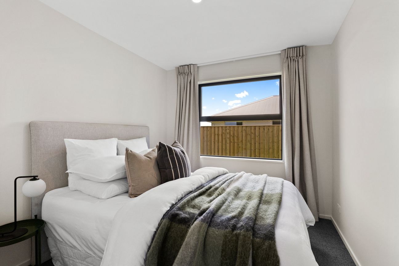 Move In Ready Package | Landscaping Included - Widok 5