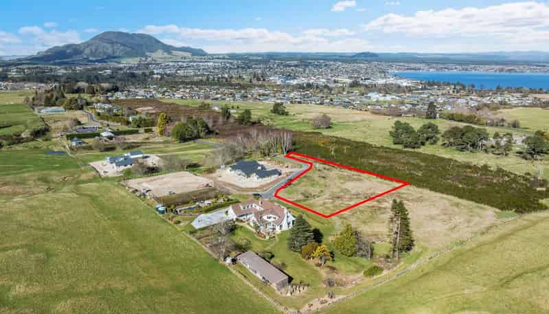 21 Walnut Lane, Nukuhau