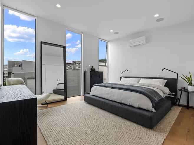 82 Fisher-Point Drive, Auckland Central