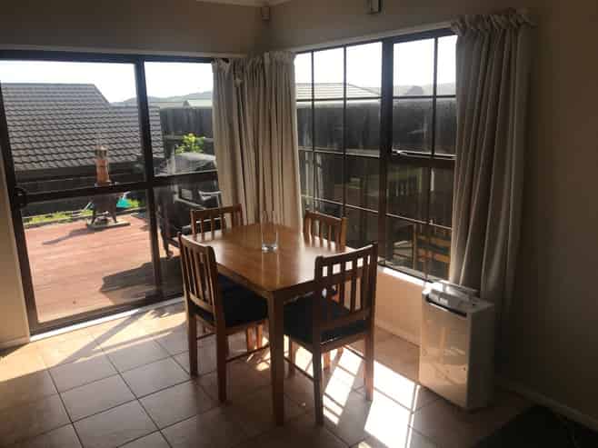 31 Peppertree Lane, Woodridge