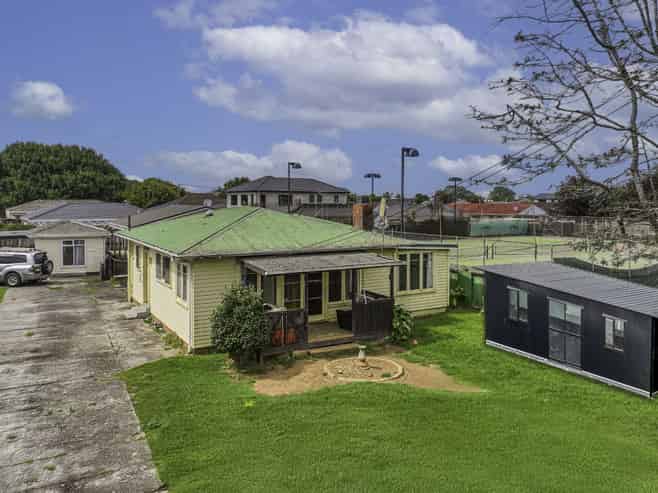 22 Elizabeth Avenue, Papatoetoe
