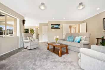 4 Merlin Close, Huntington