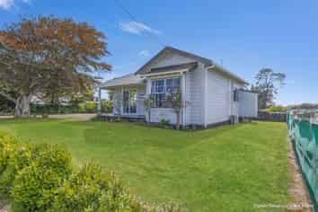 122 Cordelia Street, Stratford