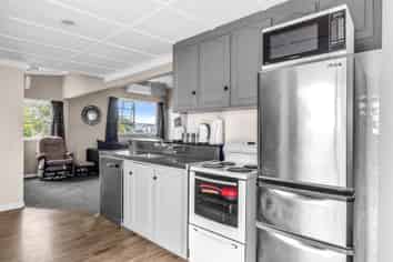 122 Cordelia Street, Stratford