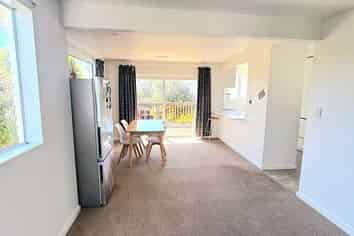 79 Black Rock Road, Newlands