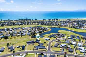 105 Rangiora Crescent, Matarangi