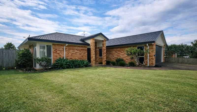 52 Nicholas Road, Somerville