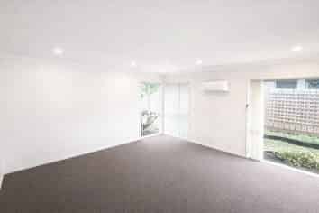 52 Nicholas Road, Somerville