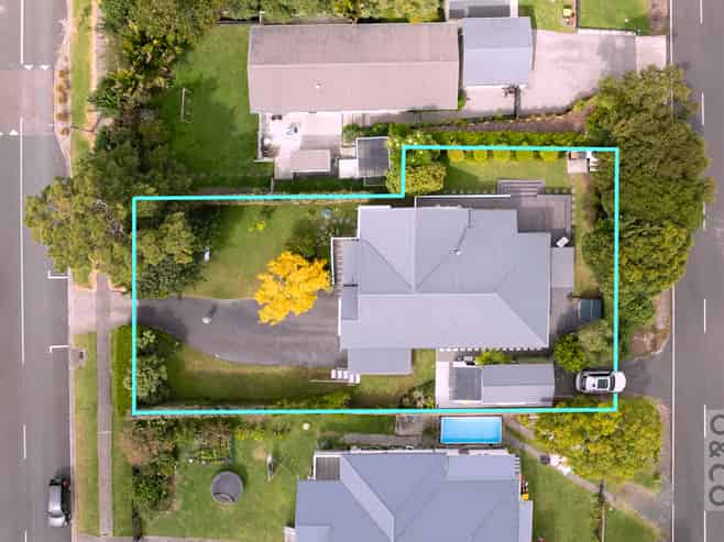 56 Queen Street, Riverhead