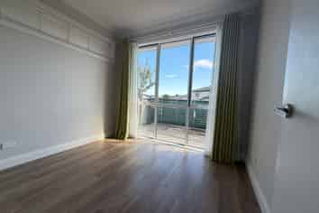 1/56A Shelter Drive, Greenhithe