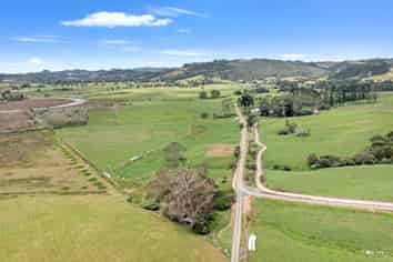 2 Camp Road, Whitianga