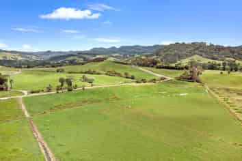 2 Camp Road, Whitianga