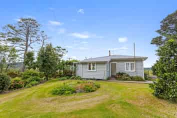 37 Camp Road, Whitianga