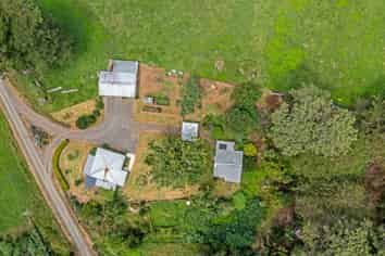 37 Camp Road, Whitianga