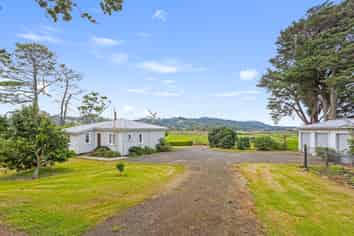 37 Camp Road, Whitianga