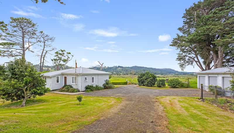 37 Camp Road, Whitianga